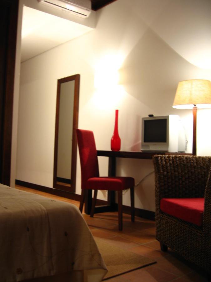 Hotel Rural Quinta De Novais อาโรว์กา ภายนอก รูปภาพ